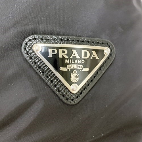 PRADA プラダ ダウンジャケット アウター ブルゾン フード付き