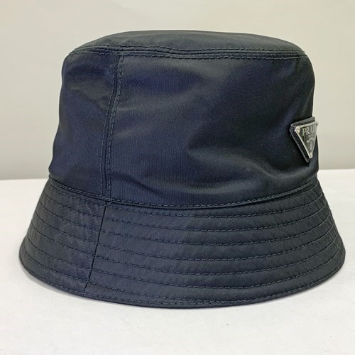 PRADA（プラダ） Re-Nylon バケットハット メンズ レディース ブラック
