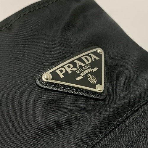 PRADA（プラダ） Re-Nylon バケットハット メンズ レディース ブラック