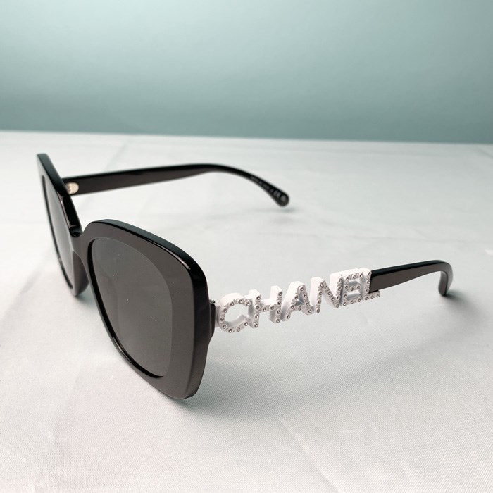 CHANEL（シャネル） 【爆買】シャネル サングラス スクエア シェイプ