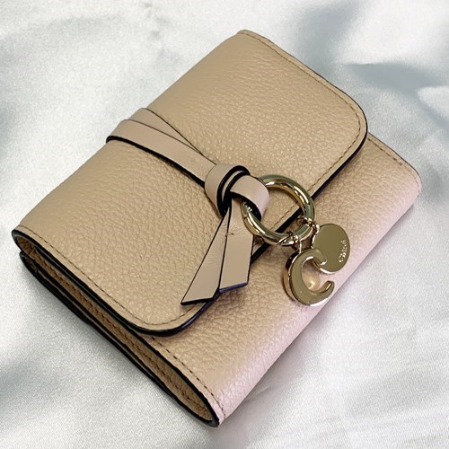 Chloe（クロエ） 財布 三つ折り ALPHABET ウォレット レディース