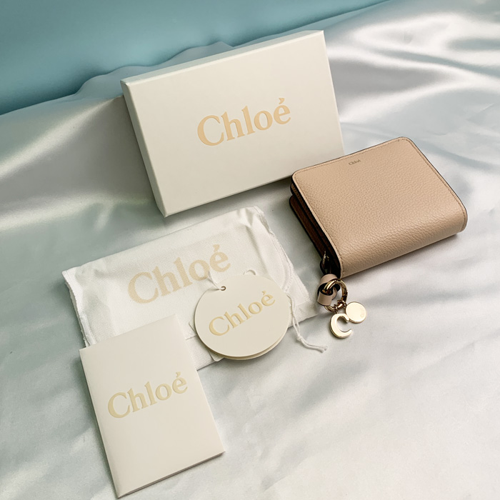 【爆買】クロエ 折り財布 ALPHABET 二つ折り財布 レディース イエロー ピンク CHC22WP765F57 CHLOEの画像