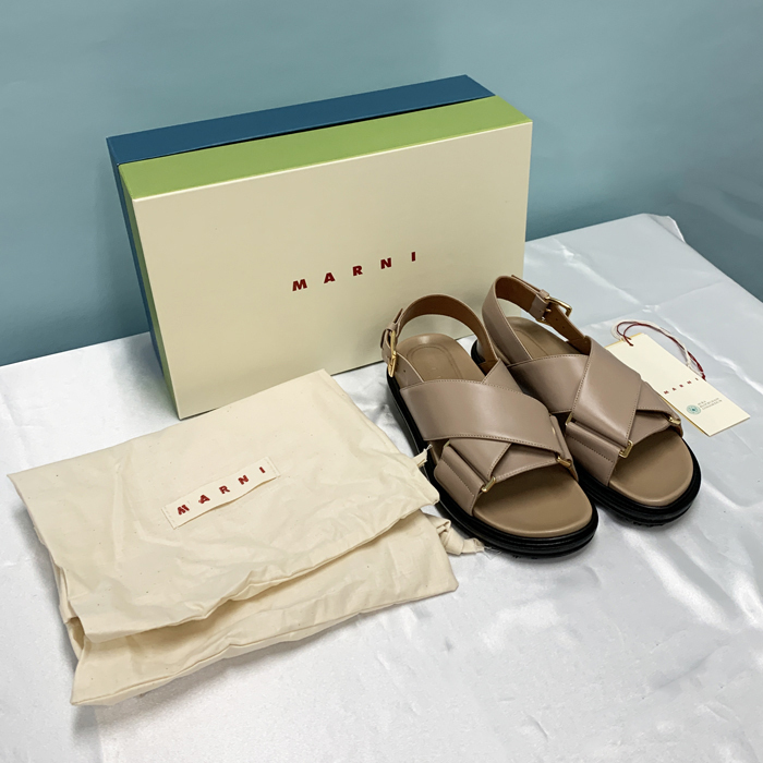 MARNI（マルニ） サンダル 人気 レザー製クリスクロスサンダル
