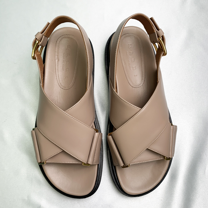 【美品】MARNI マルニ サンダルクロスベルト 厚底　38 マルチカラー MARNI（マルニ） 【爆買】マルニ サンダル 人気 レザー製クリスクロス