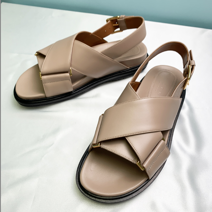 MARNI（マルニ） レザー サンダル クロス レディース 35.5 ピンク