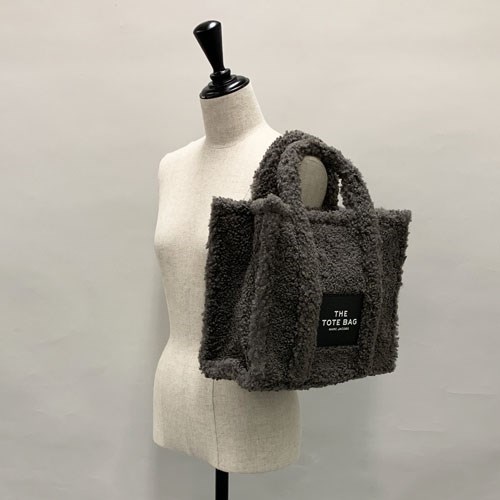 マークジェイコブス　新品　THE TEDDY SMALL TOTE BAG MARC JACOBS（マーク・ジェイコブス） 【母の日】マーク ジェイコブス