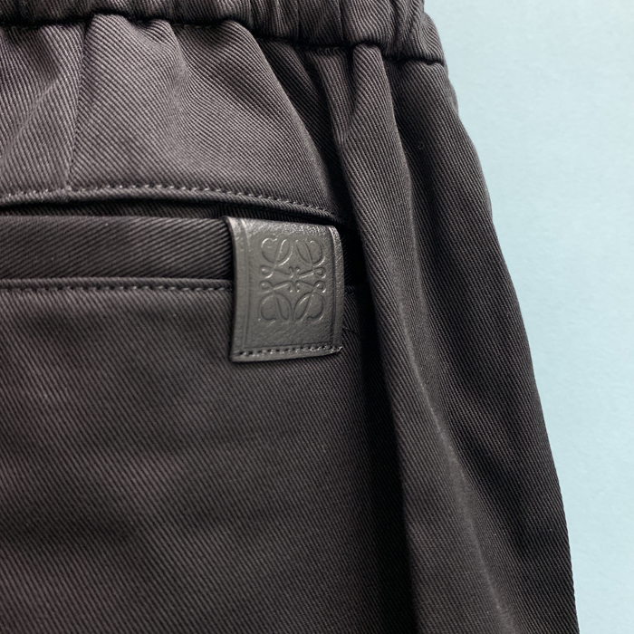 LOEWE（ロエベ） パンツ コットン クロップド ラップ トラウザーズ