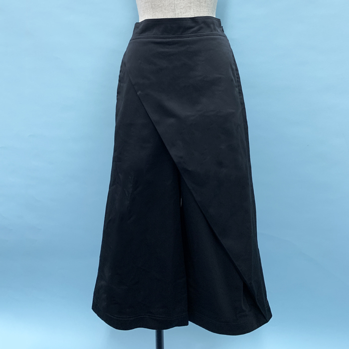 LOEWE（ロエベ） 【爆買】ロエベ パンツ コットン クロップド ラップ