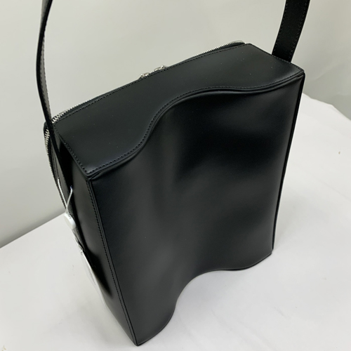 【爆買】【訳あり(1)】 Curved shopping bag  レディース ブラック SB5WC0005P1245 MM6 MAISON MARGIELAの画像