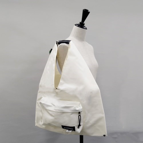 【訳あり】エムエムシックス メゾン マルジェラ MM x Eastpak Japanese バッグ SB6WC0002P4660 MM6 MAISON MARGIELA