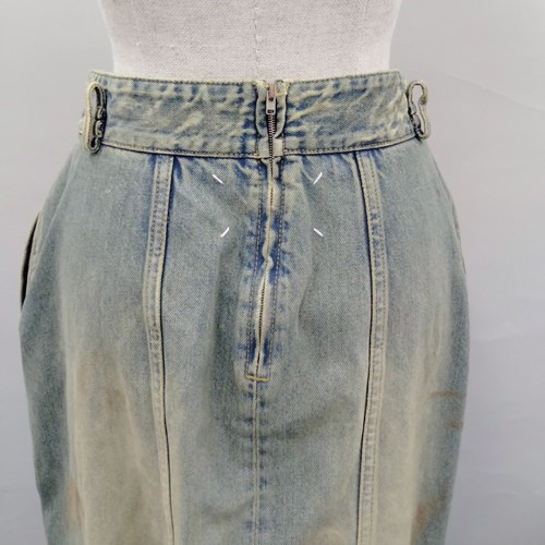 【爆買】メゾン・マルジェラ プリーツ デニム スカート レディース ブルー SI0MA0006S30561 MAISON MARGIELAの画像
