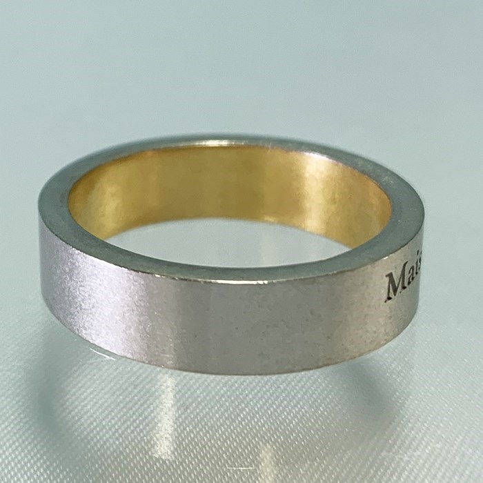 メゾンマルジェラ リング 指輪 medium logo ring レディース メンズ 多色 SM1UQ0081SV0158 MAISON  MARGIELA