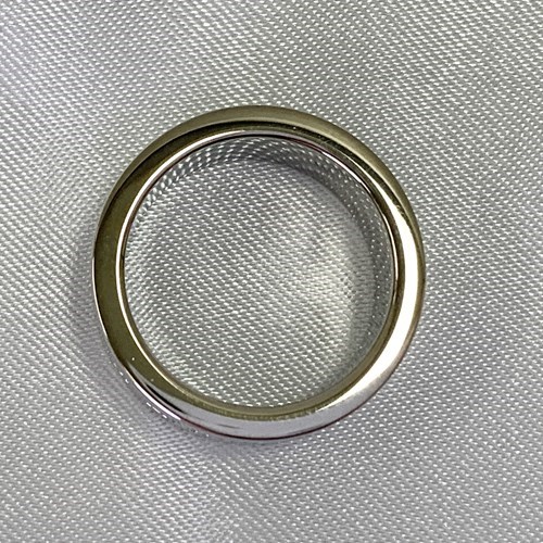 エムエムシックス メゾン・マルジェラ ロゴリング シンプル レディース シルバー SM6UQ0036SV0186 MM6 MAISON MARGIELAの画像