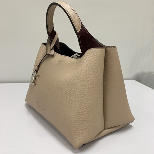 TOD'S（トッズ） 【母の日】トッズ レザーマイクロバッグ レディース