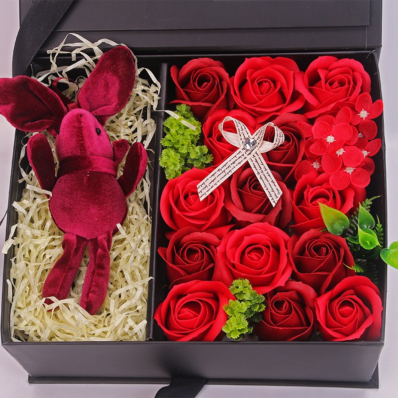 クリスマスプレゼント女性 彼女 彼氏 妻 花 ソープフラワー ギフトボックス 女性 花束 ギフトセット バラ マフラー プリザーブドフラワー カーネーション 売れ筋ランキングも