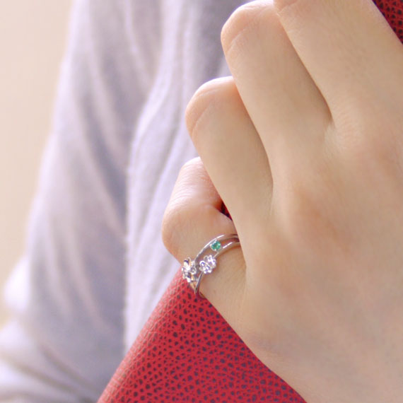 ピンキーリング エメラルド ダイヤモンド K10ホワイトゴールド K10WG  