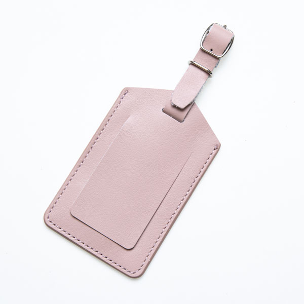 CONCISE(コンサイス) 本革ネームタグ (大) カダケス 名札 目隠し付き CONCISE(コンサイス) 本革ネームタグ (大) カダケス 名札 目隠し付き