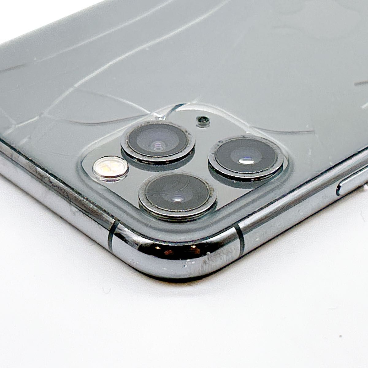 【中古Dダメージあり】iPhone11 Pro 64GB SIMフリー 新品バッテリー１００％ | iPhone 11 Pro | 03
