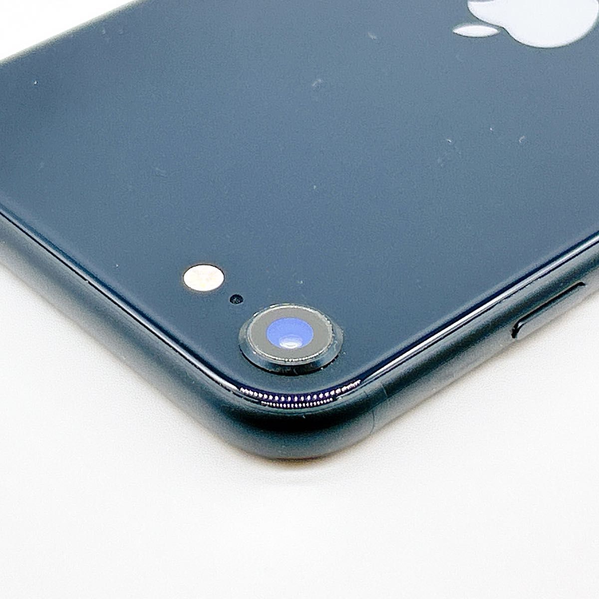 【中古A美品】iPhoneSE 第3世代 64...の詳細画像5