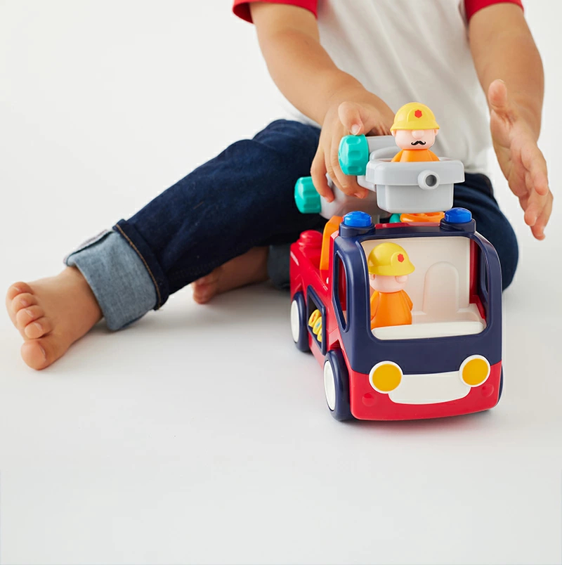 Hola Toysの音としかけがいっぱいのしょうぼうしゃ 自分で走る走行機能