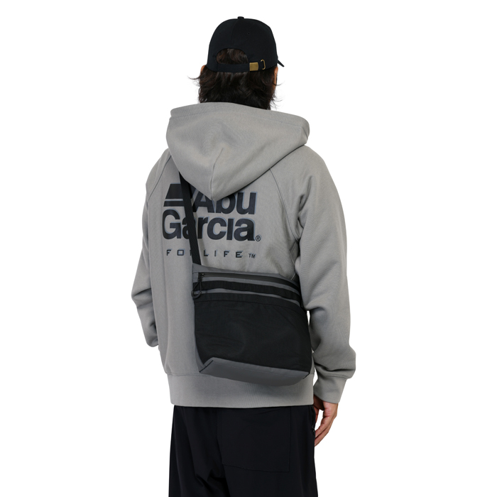 Abu Garcia 【全2色】アブガルシア サコッシュ2 Lサイズ