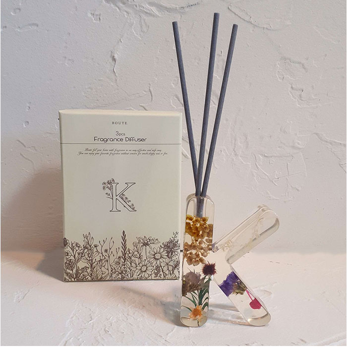 BOUTE ボウテ イニシャルフレグランスディフューザー リードディフューザー スティック フレグランスディフューザー ディフューザー フレグランス おしゃれ |  | 15