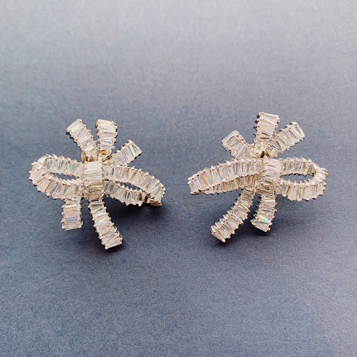 Just Married ピアス E-111 通販 スタッドピアス リボンピアス リボン 大きい レディース キュービックジルコニア 大人 女性 花嫁 結婚式 プレゼント |  | 02