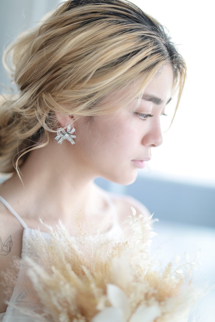 Just Married ピアス E-111 通販 スタッドピアス リボンピアス リボン 大きい レディース キュービックジルコニア 大人 女性 花嫁 結婚式 プレゼント |  | 12