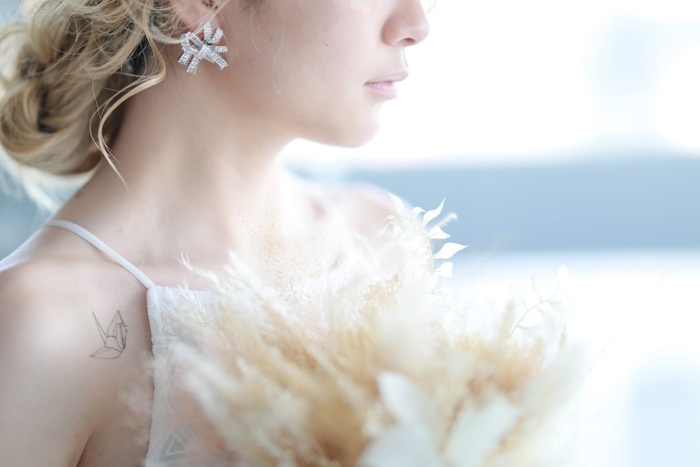 Just Married ピアス E-111 通販 スタッドピアス リボンピアス リボン 大きい レディース キュービックジルコニア 大人 女性 花嫁 結婚式 プレゼント |  | 04