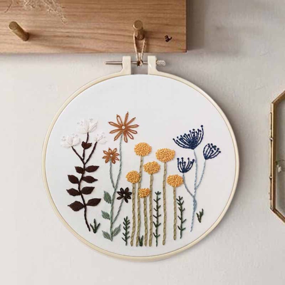  Originals FLORALFIREBIRD 花柄 刺繍セット BACKYARD FAMILY（バックヤードファミリー） 刺繍キット 花 通販