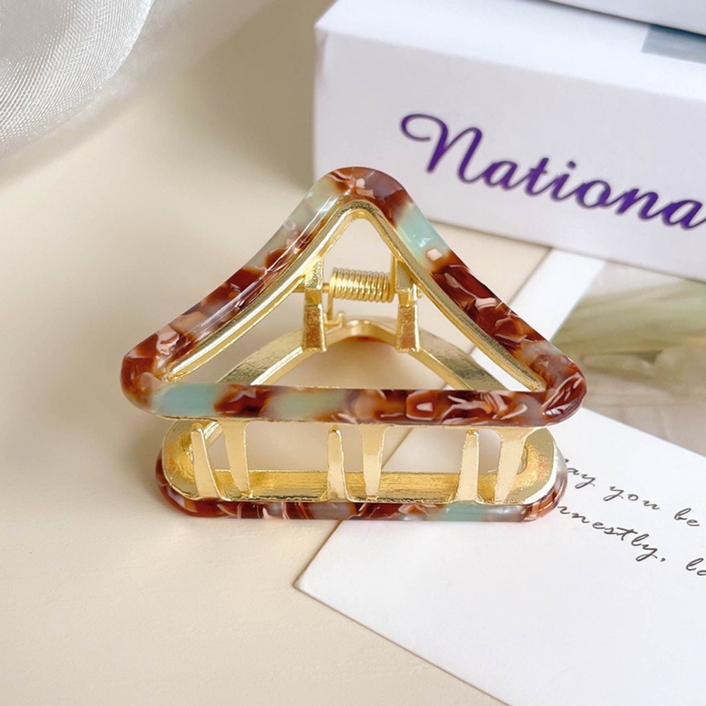 ヘアクリップ ハーフアップ 通販 バンスクリップ 髪留め 三角 まとめ髪 髪飾り ヘアアクセサリー ヘアアレンジ 大きめ おしゃれ きれいめ ヘアクリップ |  | 05