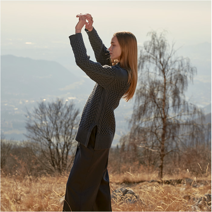 マインド MIND マインド ケーブルニット セーター レディース 長袖 通販 プルオーバー 重ね着 レイヤード ボードネック 保温性 伸縮性 吸湿性 型崩れしにくい |  | 07