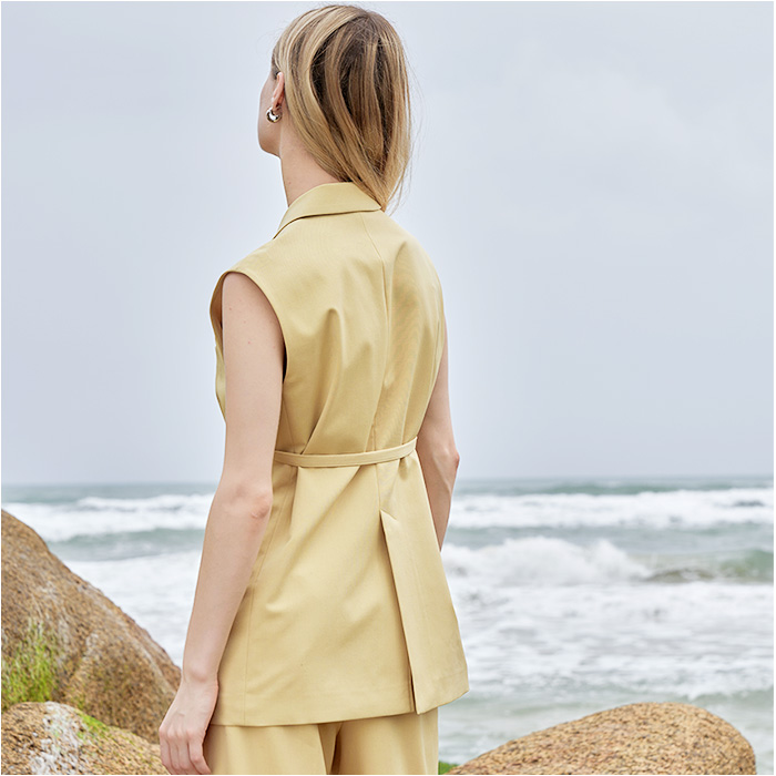 【美品】 スピックアンドスパン シルクネップスリーブレスジャケット ベスト Spick & Span（スピックアンドスパン）の「シルクネップスリーブレス