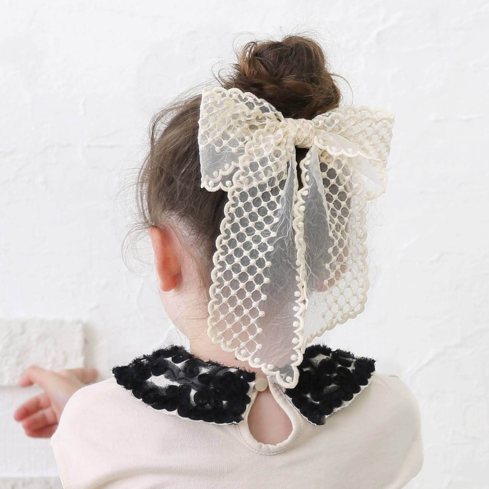 Rora バレッタ キッズ 通販 ミルフルル 髪飾り ヘアクリップ 髪留め リボン 大きめ レース 刺繍 ホワイト 女の子 子供 子ども こども フォーマル | Rora | 01