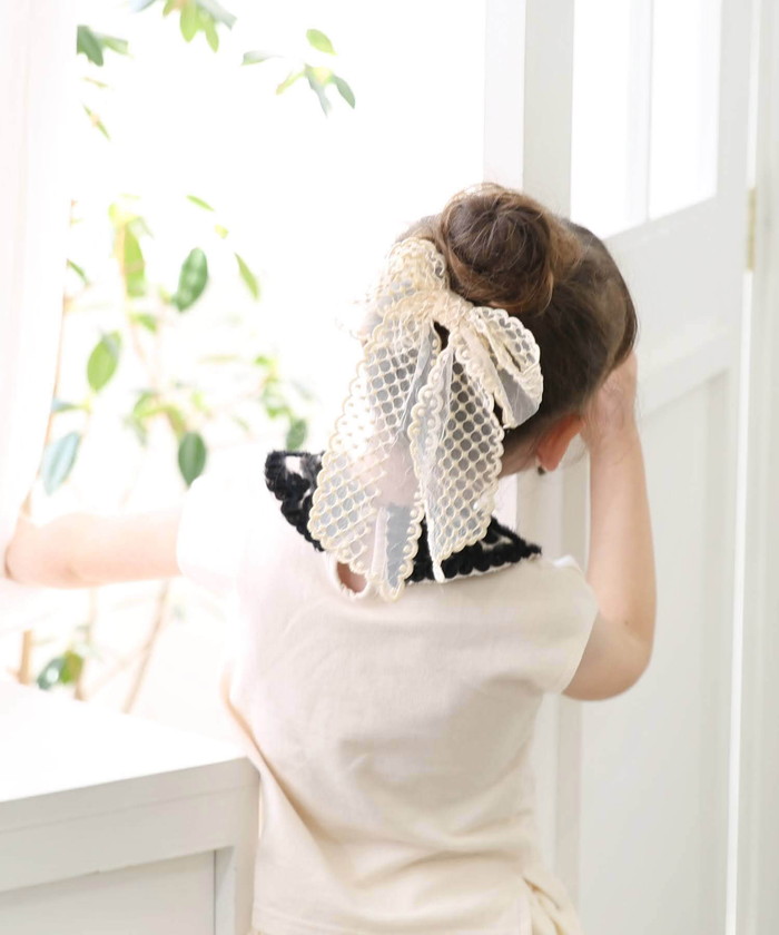 Rora バレッタ キッズ 通販 ミルフルル 髪飾り ヘアクリップ 髪留め リボン 大きめ レース 刺繍 ホワイト 女の子 子供 子ども こども フォーマル | Rora | 03