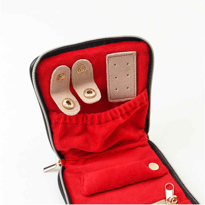 アクセサリーポーチ 小さめ 通販 アクセサリーケース ジュエリーポーチ ポーチ 持ち運び 収納 ジュエリーケース アクセサリー ケース アクセサリーポーチ |  | 06