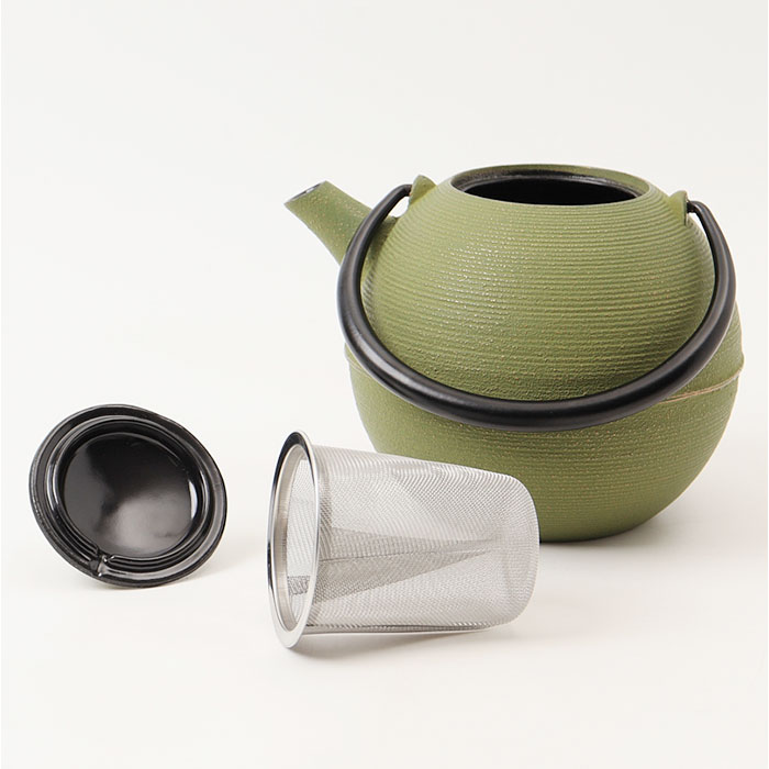 南部鉄器 急須 おしゃれ 通販 日本製 鉄瓶 鉄急須 岩鋳 お茶 ポット 藍花 aika 日の丸 鉄製 冷めにくい 盛岡 南部 鋳鉄 南部鉄 南部鉄瓶 お湯 南部鉄器 |  | 10