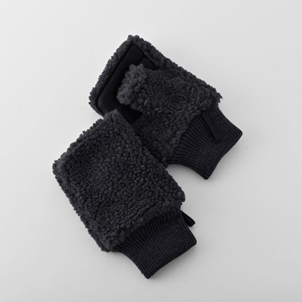 クロダ 手袋 KURODA BL50909M8 通販 グローブ レディース かわいい 暖かい スマホ対応 指なし 指出し おしゃれ 可愛い オシャレ 通勤 通学 クロダ |  | 01