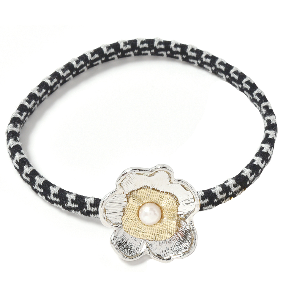 静電気 ヘアゴム 通販 日本製 ELEBLO 静電気軽減 静電気除去ブレスレット 静電気防止 静電気抑止 ブレスレット 静電気対策 リストバンド ヘアブレス 静電気 |  | 01