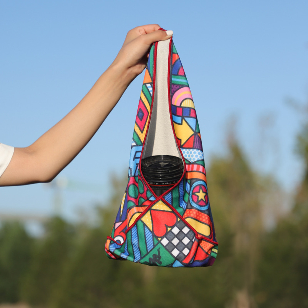 くっつきタオル 通販 くっつきクロス ピタッとクロス 風呂敷 くっつき風呂敷 マジッククロス 収納袋 一眼レフカメラバッグ ポーチ 包むだけ くっつきタオル |  | 03