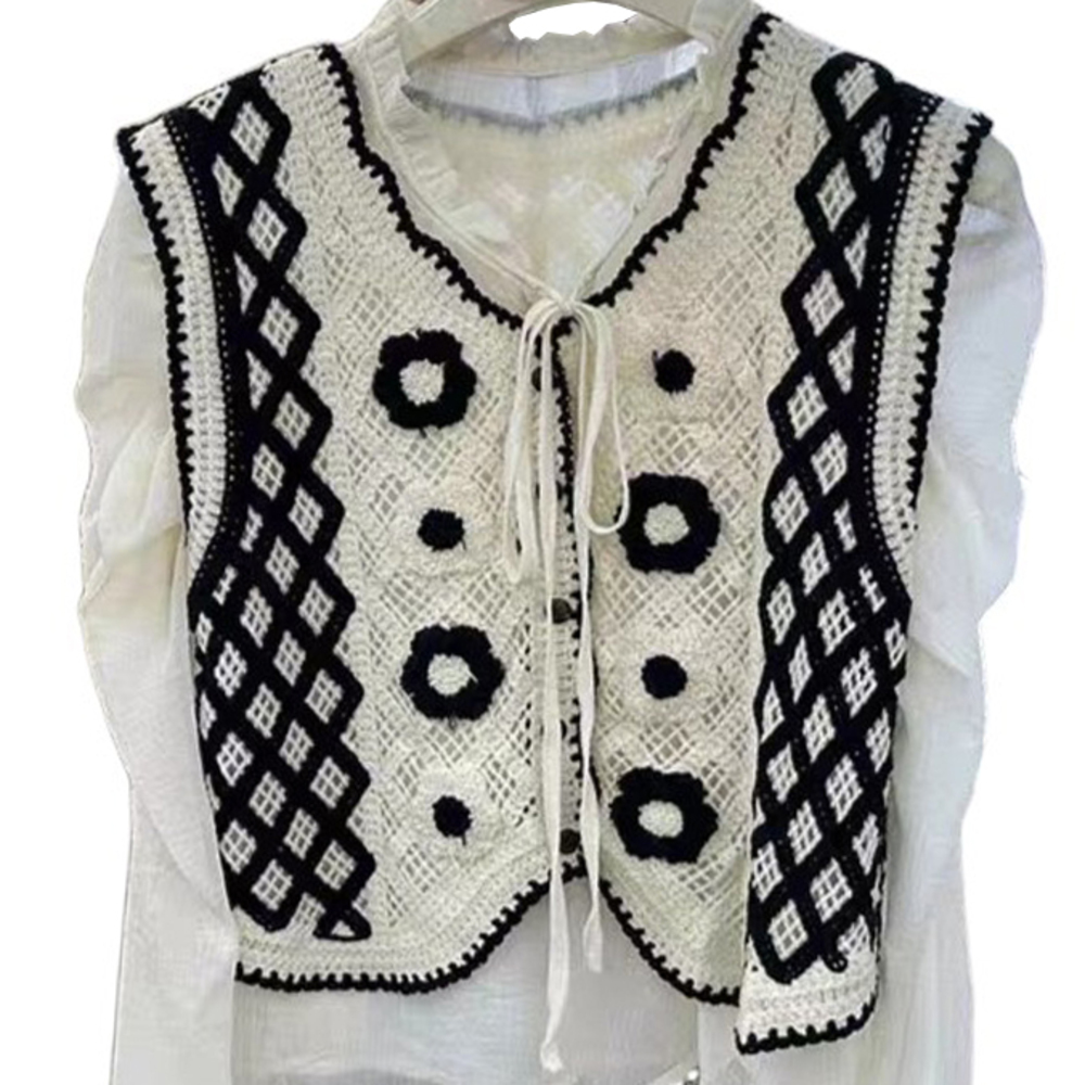 ベスト ボタン付き 前開き レディース ニットベスト 通販 ニット 花柄ニット 前あきベスト ノースリーブ 花柄 フラワー 重ね着 レイヤード 春 秋 冬 ベスト | BACKYARD FAMILY | 07