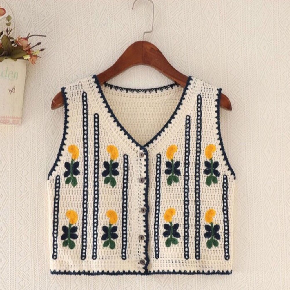 ベスト ボタン付き 前開き レディース ニットベスト 通販 ニット 花柄ニット 前あきベスト ノースリーブ 花柄 フラワー 重ね着 レイヤード 春 秋 冬 ベスト | BACKYARD FAMILY | 11