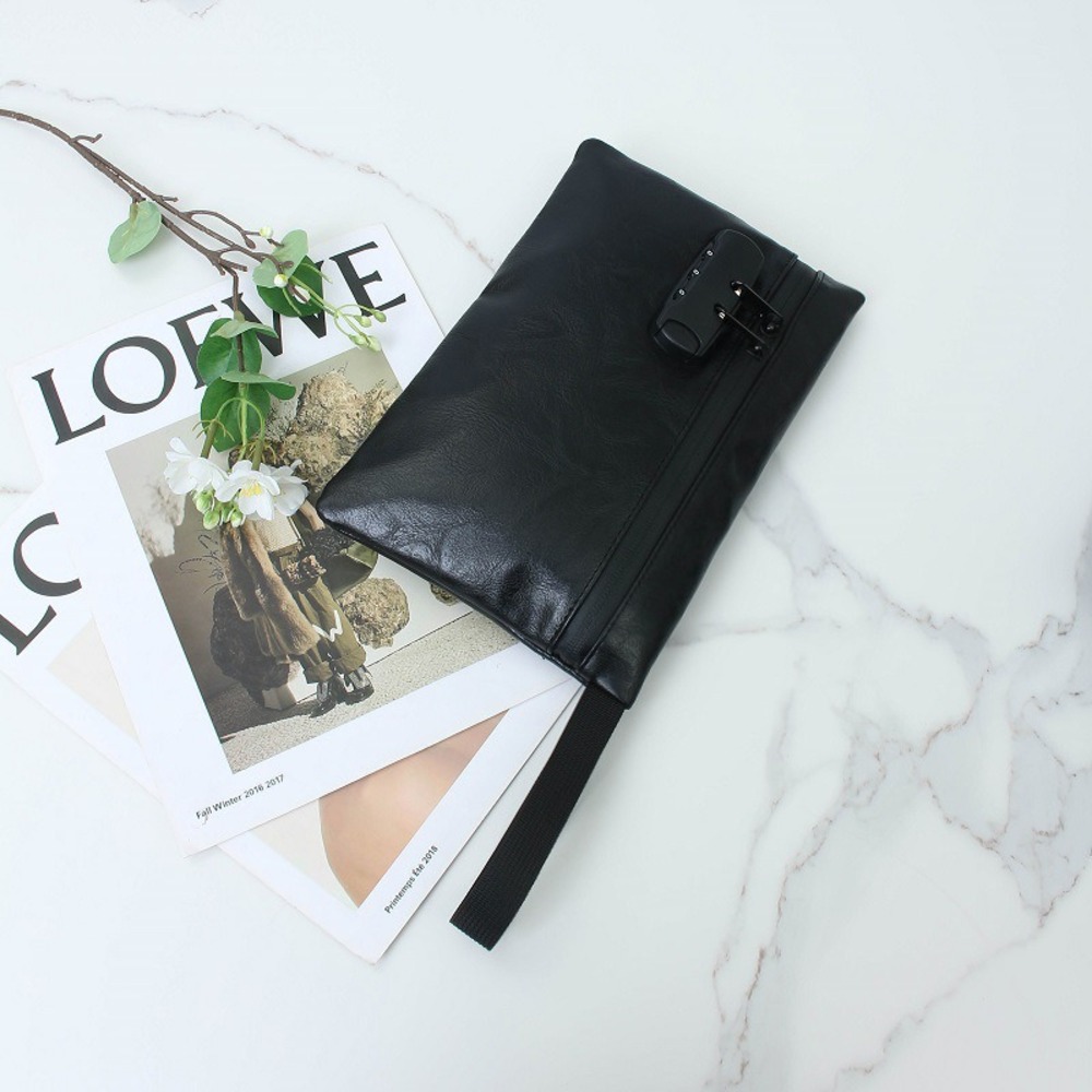 鍵付き ポーチ 通販 セキュリティポーチ セキュリティバッグ バッグインバッグ 防犯 貴重品入れ 貴重品ケース 鍵付きポーチ 防臭 ケース ロック付き 鍵付き |  | 01