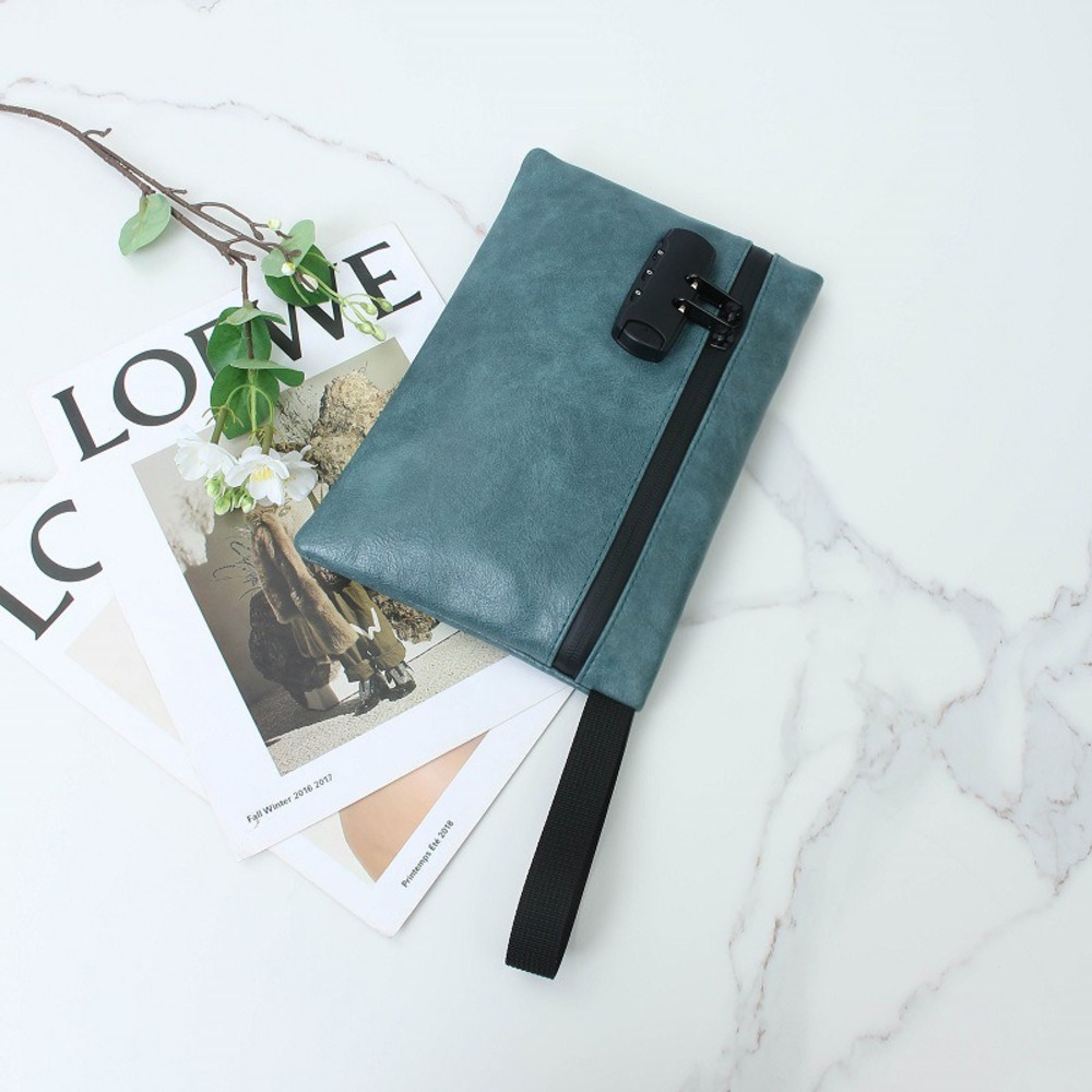 鍵付き ポーチ 通販 セキュリティポーチ セキュリティバッグ バッグインバッグ 防犯 貴重品入れ 貴重品ケース 鍵付きポーチ 防臭 ケース ロック付き 鍵付き |  | 04