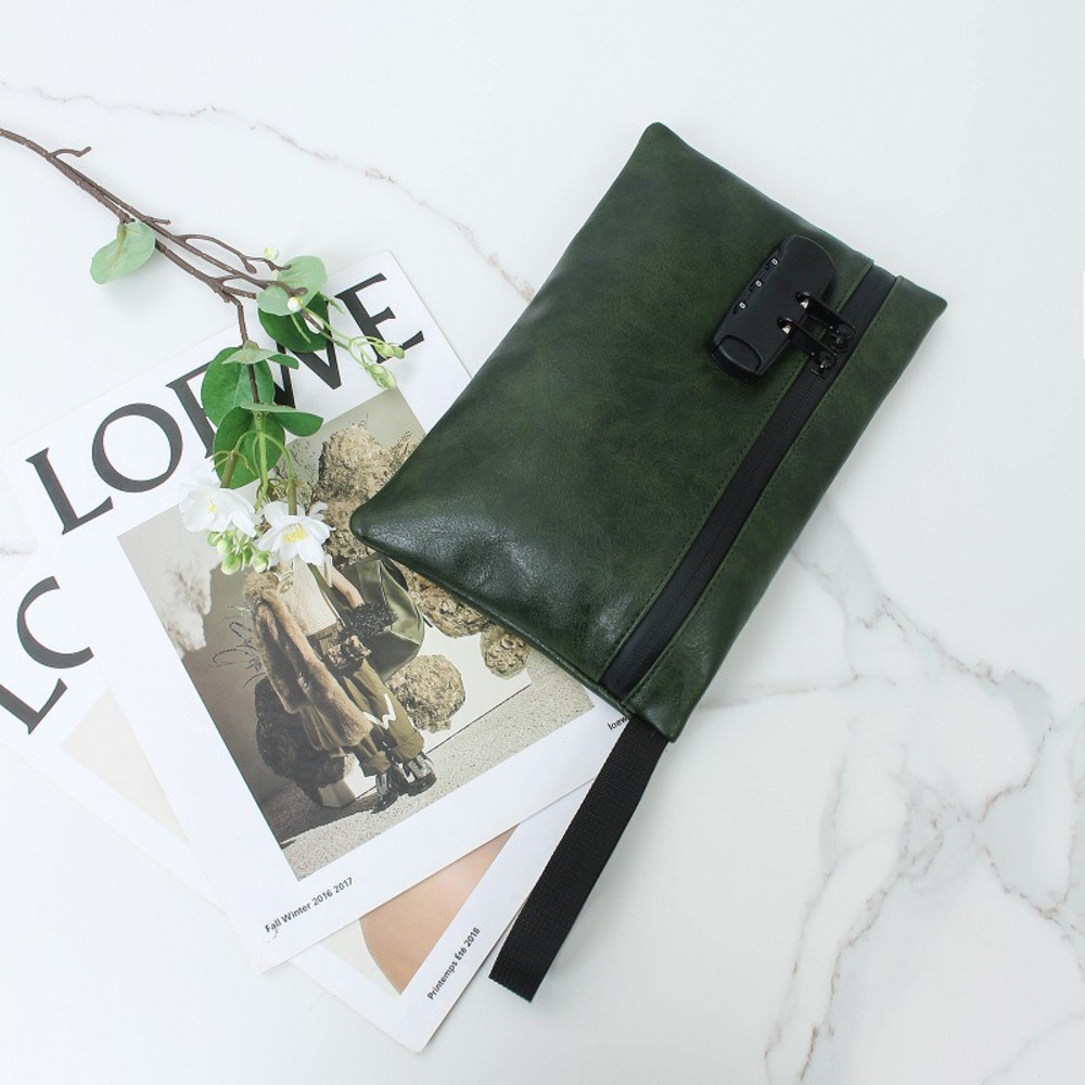 鍵付き ポーチ 通販 セキュリティポーチ セキュリティバッグ バッグインバッグ 防犯 貴重品入れ 貴重品ケース 鍵付きポーチ 防臭 ケース ロック付き 鍵付き |  | 05