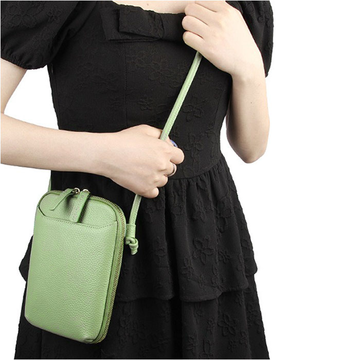 ☆ シルバー 本革 大容量 スマホショルダー gpouch476 財布 スマホ