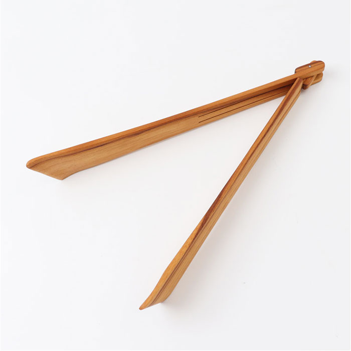 トング 木製 木製トング 通販 取り分け 折り畳み 折りたたみ スリム コンパクト ウッド タイ 上質 チークツリー 木のぬくもり チーク素材 チーク材 トング |  | 11