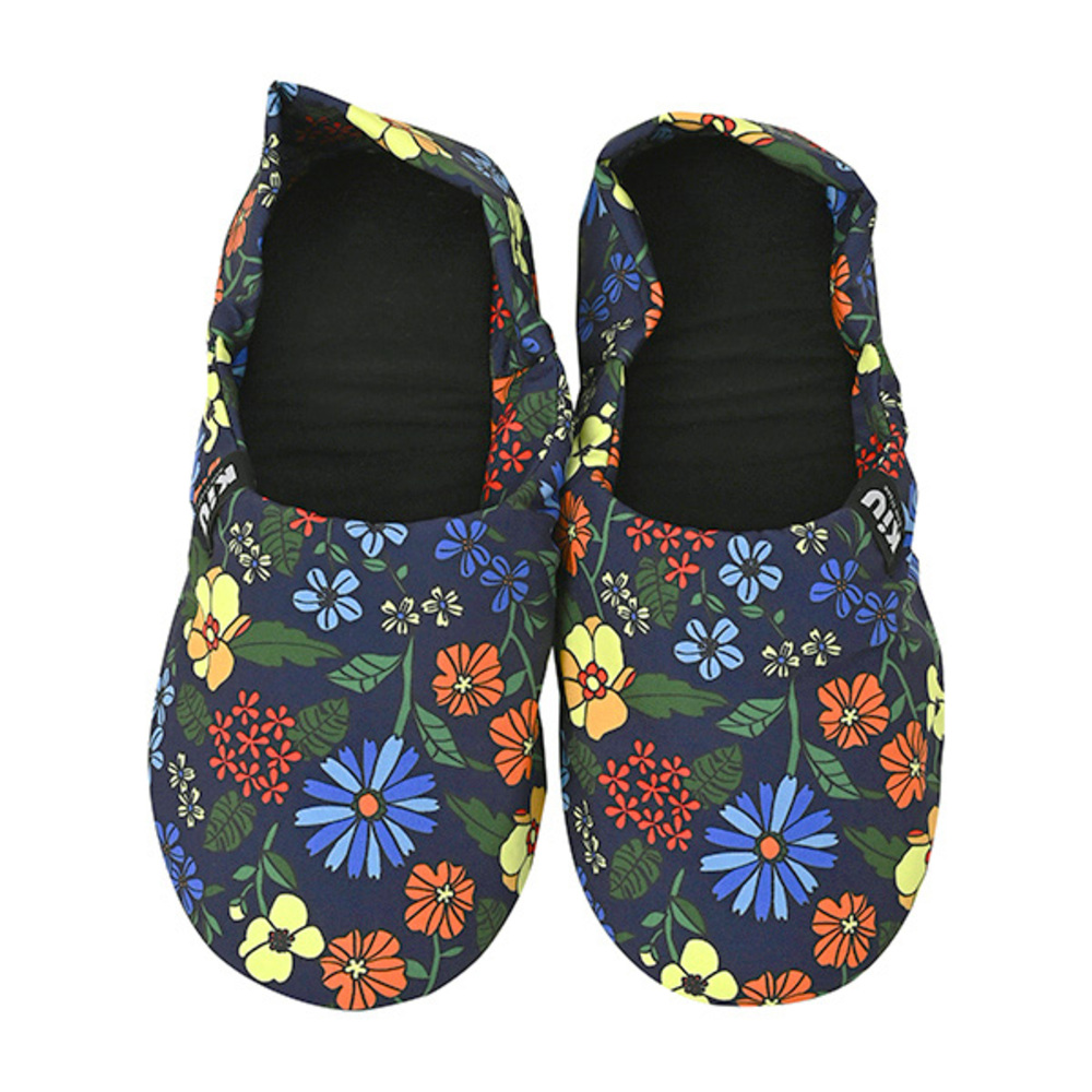 kiu ルームシューズ キウ K465 通販 スリッパ 携帯 かかとあり ルーム シューズ 携帯スリッパ 折りたたみ 洗える 入学式 卒業式 参観日 参観会 撥水 旅行 | KiU | 01