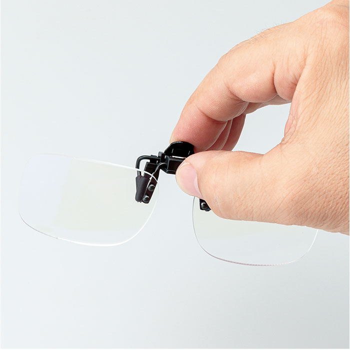 シニアグラス 通販 老眼鏡 ライブラリー クリックアップ 跳ね上げ式老眼鏡 着脱式老眼鏡 ブルーライトカット 着脱式 掛け外し不要 男女兼用 シニアグラス |  | 08