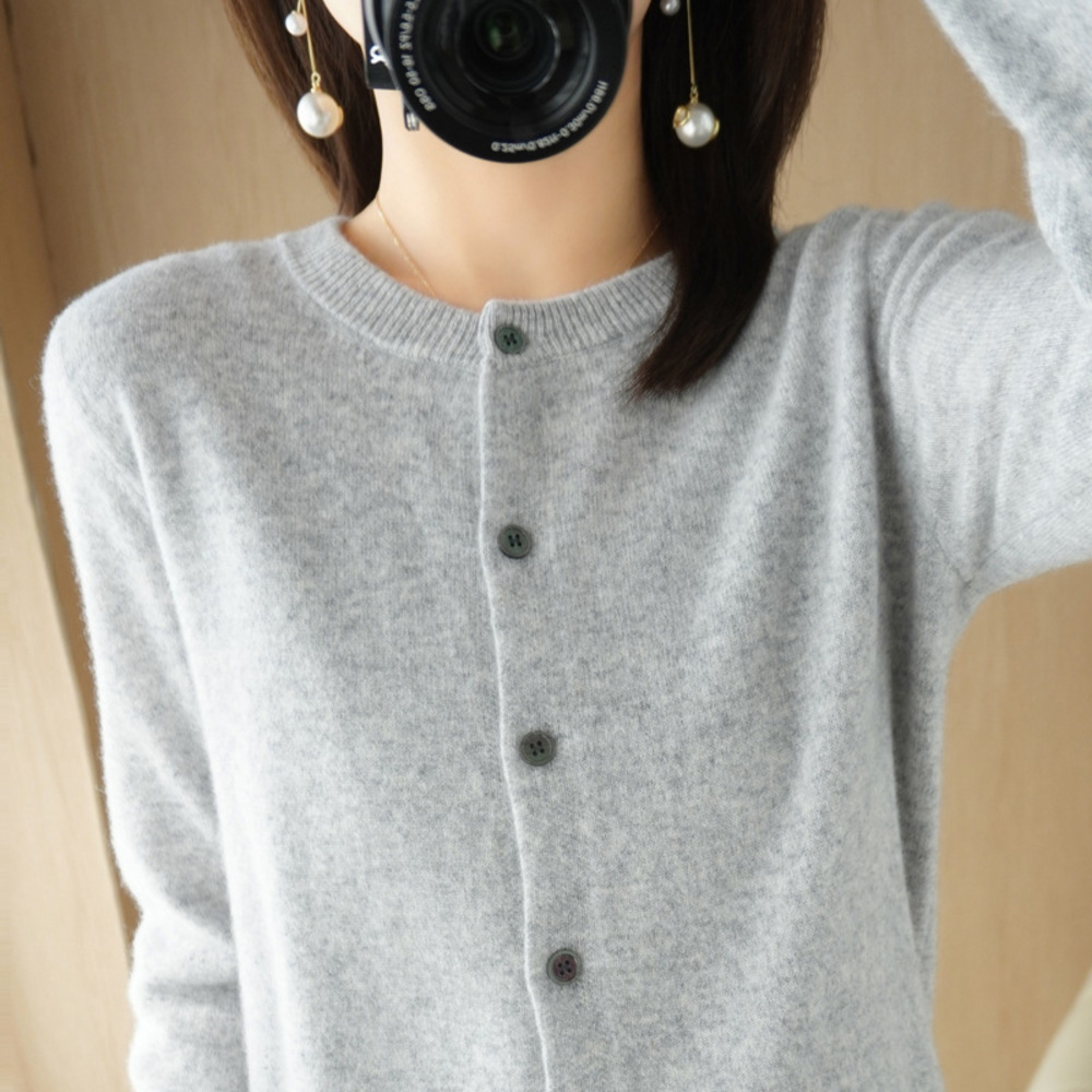 カーディガン ショート 通販 羽織り 羽織 長袖 ショート丈 ラウンドネック ウール ボタン クルーネック シンプル 上品 レディース 婦人服 アウター カーディガン | BACKYARD FAMILY | 02
